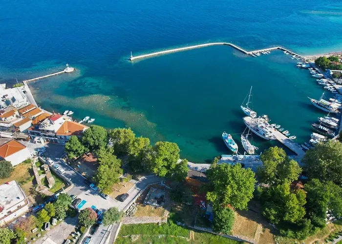 Artio Maisonette Apartament *